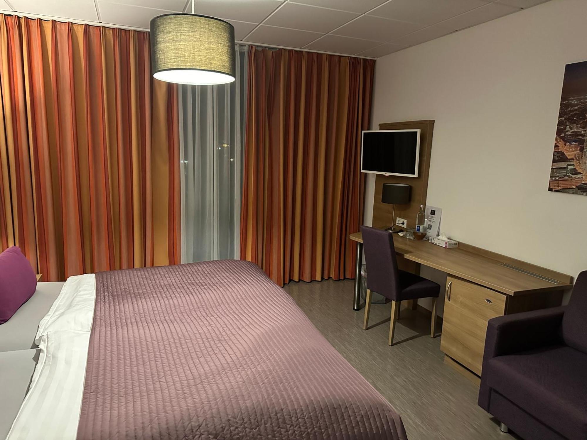 Hotel Efcannos Vechelde Bagian luar foto